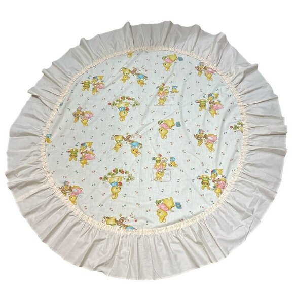 Vintage Tablecloth Handmade Easter Bunny Rabbit School‎ Spring Ruffle Round - Picture 1 of 8